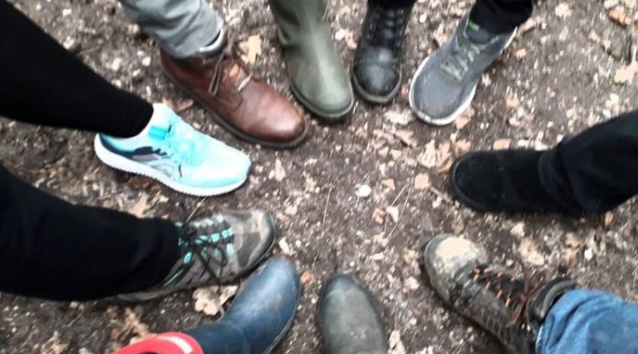 Feet in circle from Christmas stomp
